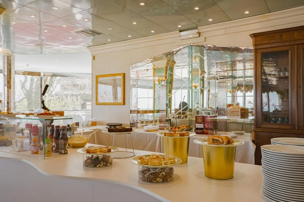 Hotel Des Nations - Vintage Hotel Sul Mare Riccione