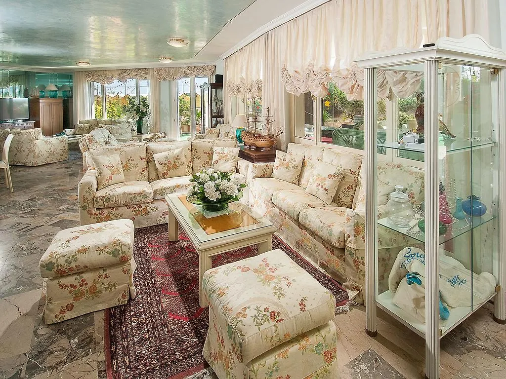 ****  Hotel Des Nations - Vintage Hotel Sul Mare Riccione Italy