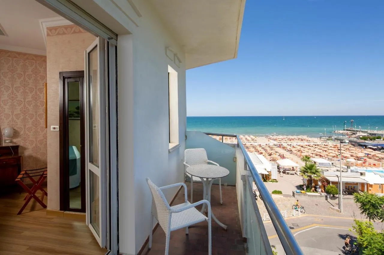 Hotel Des Nations - Vintage Hotel Sul Mare Riccione
